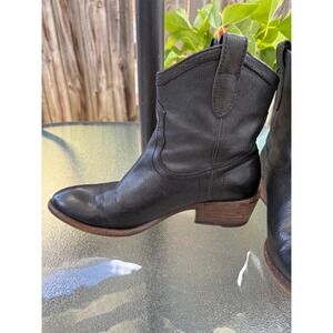 Frye Carson Shortie Black Leather Western Ankle‎ Boots 77031 Womens 6.5 B